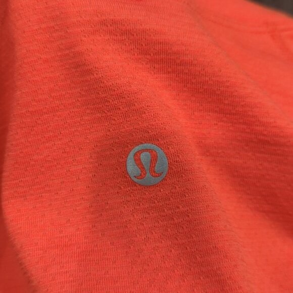 Swiftly Tech Long-Sleeve Shirt 2.0 Hip Length Hot Heat - Picture 11 of 13